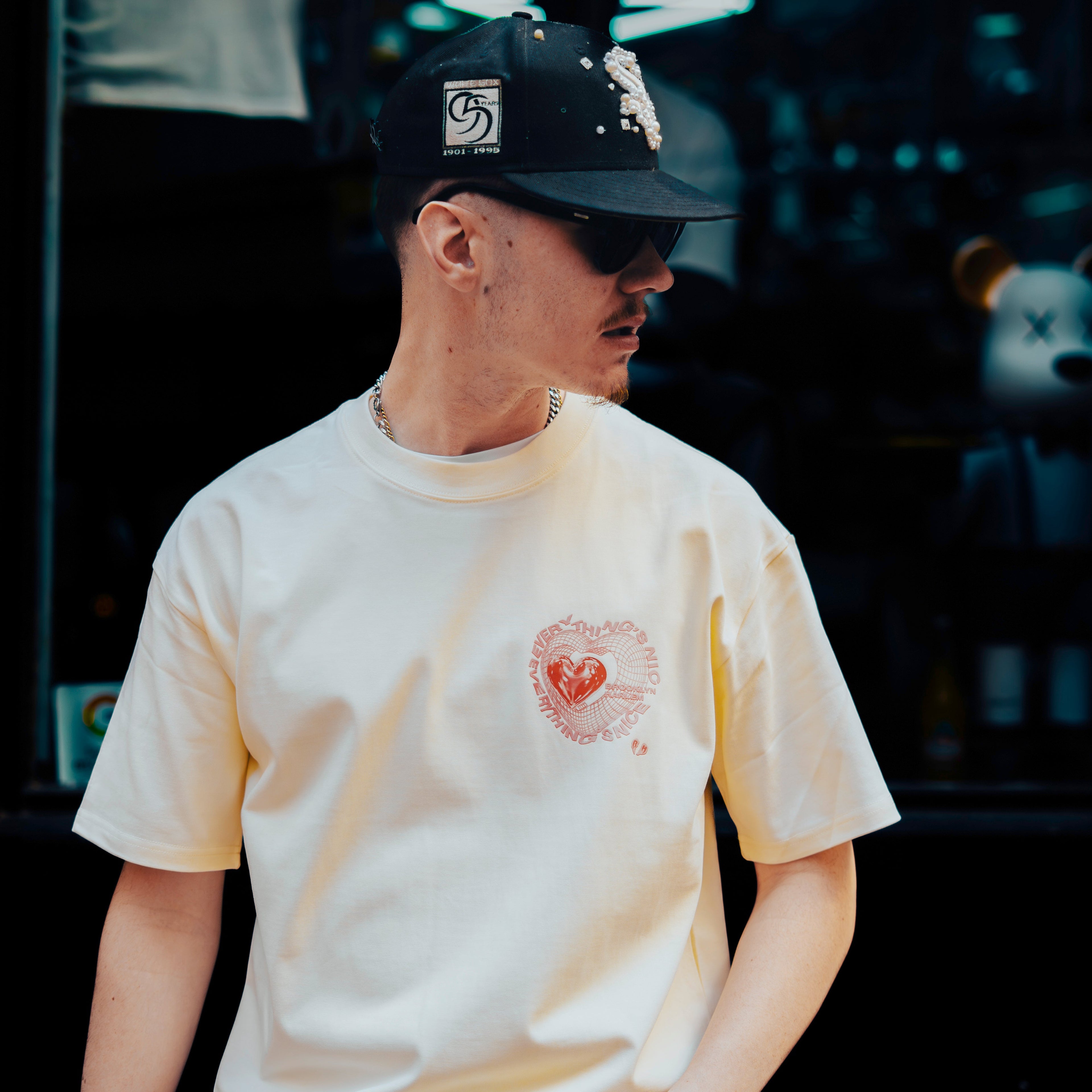 BH - EVERYTHING'S NICE / T-SHIRT