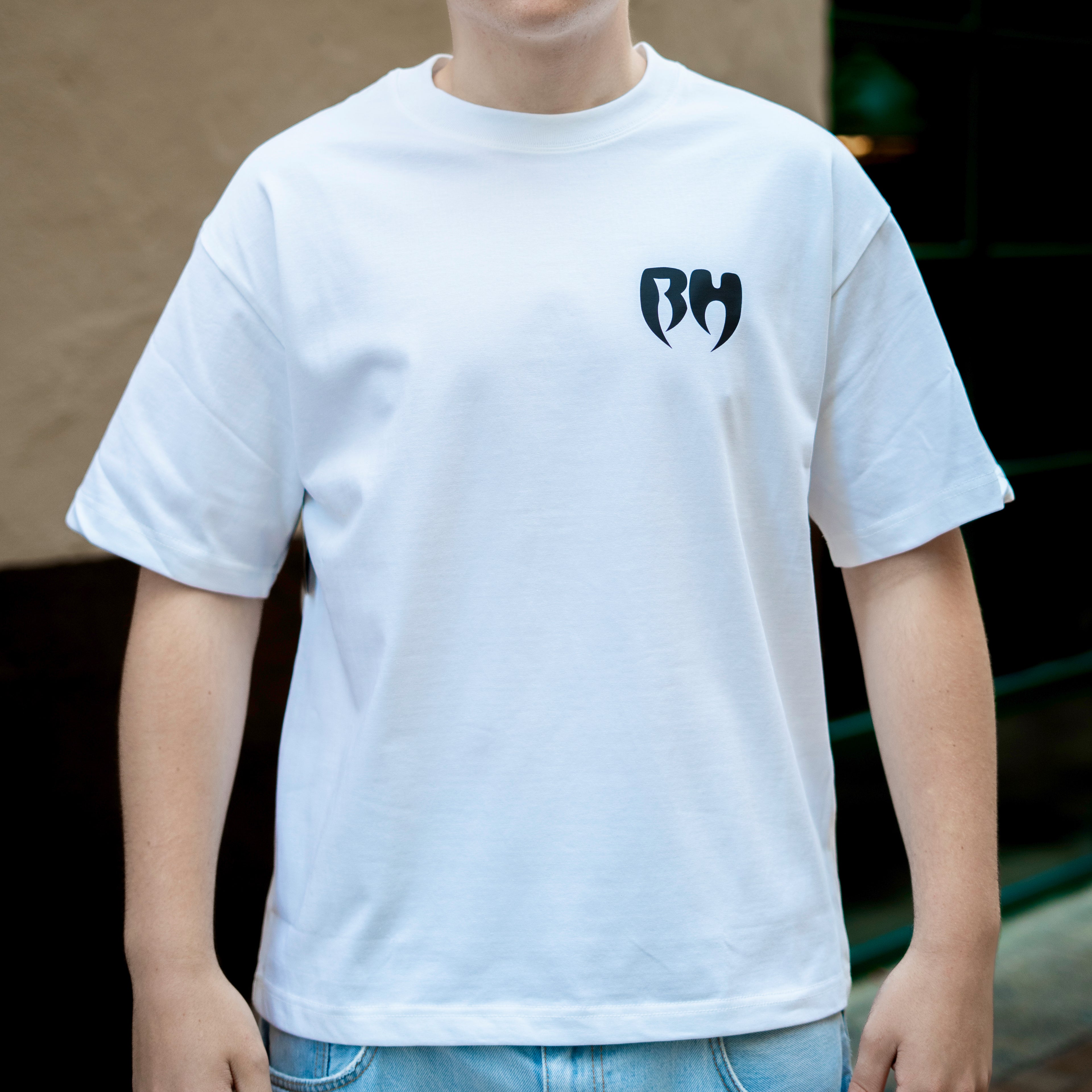 BH - ALL WE NEED IS MONEY / T-SHIRT